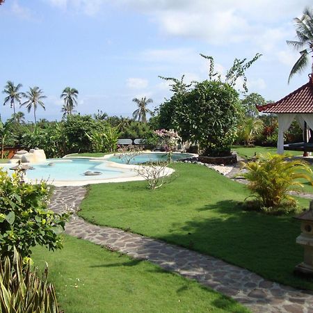 Villa Bali Pondok Jepang 罗威那 外观 照片